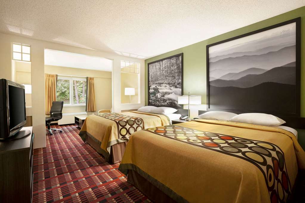 Super 8 by Wyndham Cherokee - photo 16