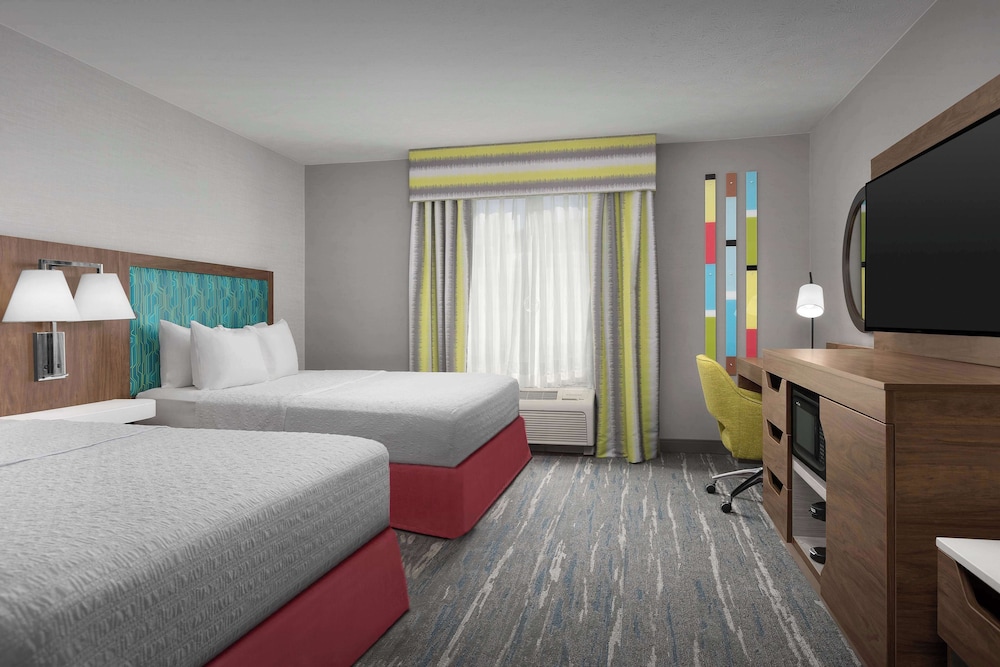 Hampton Inn Waterloo Cedar Valley - photo 22
