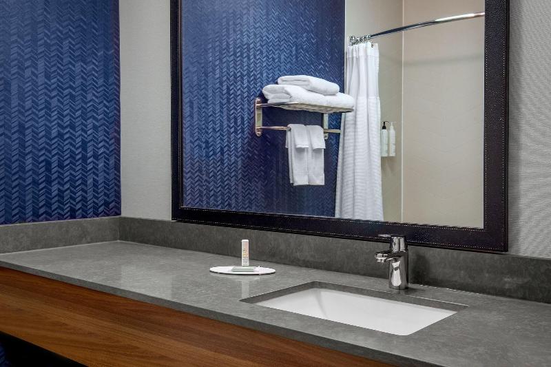 Fairfield Inn Albany University Area - photo 28