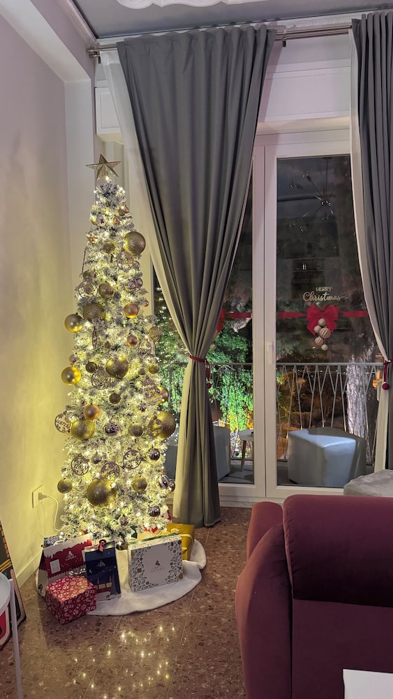 Ac Gold B&B Boutique Rooms & Suite — 4-Star Luxury Hotel in Reggio Calabria, Italy