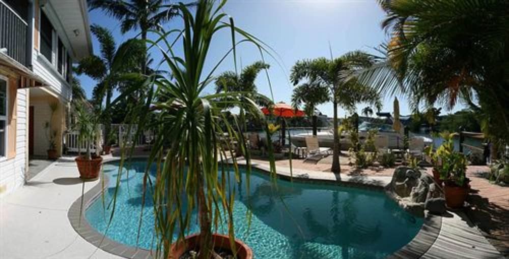 Manatee Bay Inn Near Fishing Pier Fort Myers Beach - photo 10