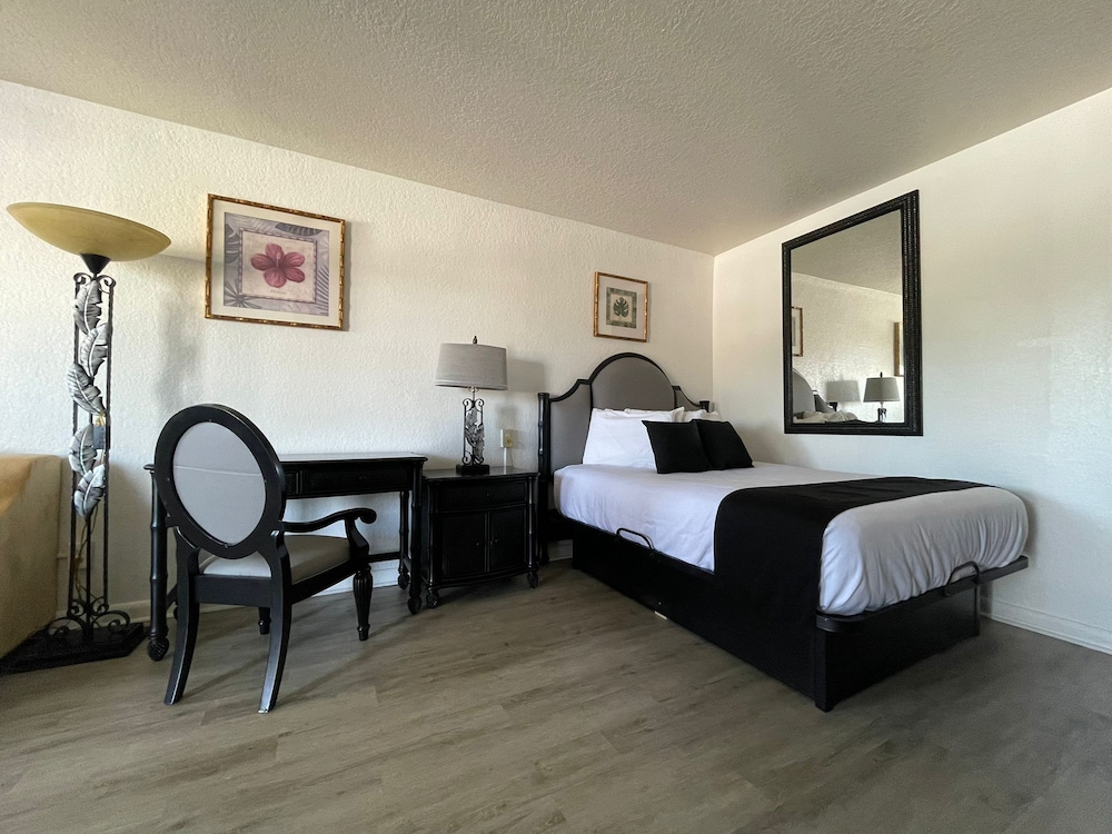Holiday Isles Resort - photo 7