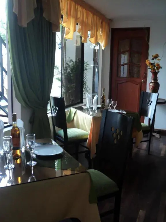 Hotel Conquistadores Inn in Ica, Peru