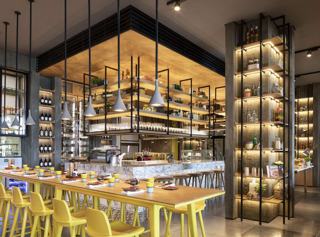 מזון ומשקאות