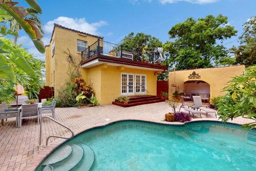 Sunset Siesta — West Palm Beach