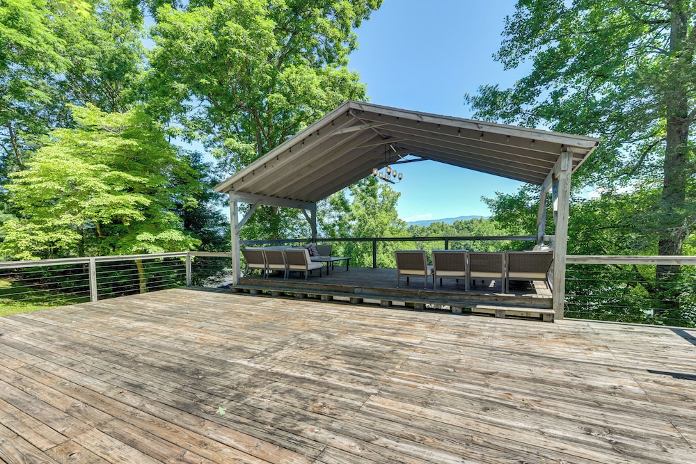 Bryson City Cabin in Smoky Mtn W resort Amenities - photo 32