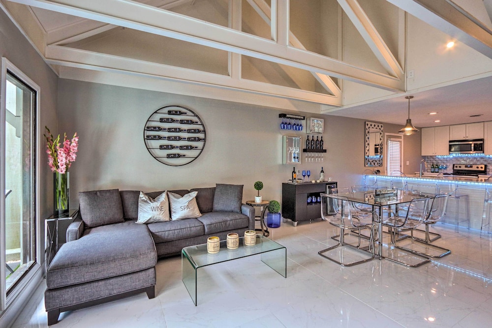 Coastal Resort Beach Villa Less Than 1 Mi to Shore - photo 4