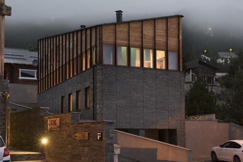 4Youlodge - carbon neutral hotel in Les Angles