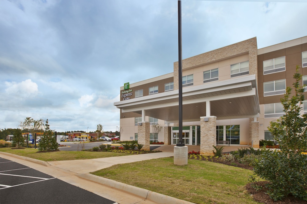 Holiday Inn Express & Suites South Hill by IHG - photo 33