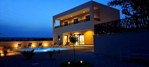 Villa Mare Pirovac — 4-Star Luxury Hotel in Pirovac, Croatia