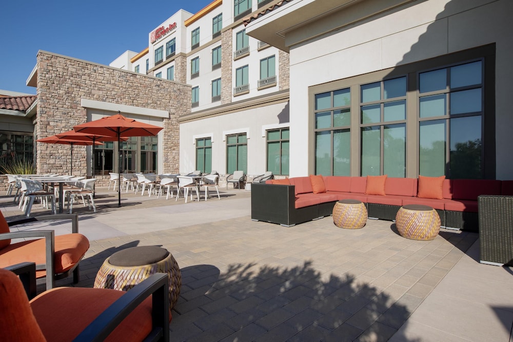 Home2 Suites by Hilton Phoenix Tempe University Research Park - photo 42