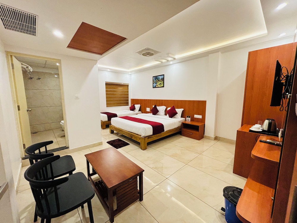 Hotel StarFinch Inn — hotel in Piriyapatna