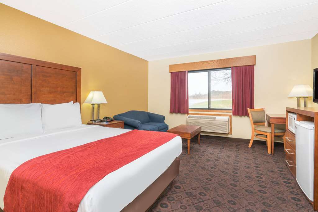 Baymont by Wyndham Kasson Rochester Area - photo 13