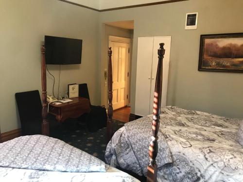 Campbell House Inn - photo 66