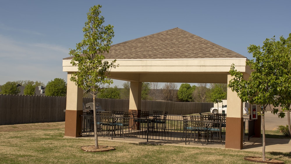 Candlewood Suites Enid by IHG - photo 33