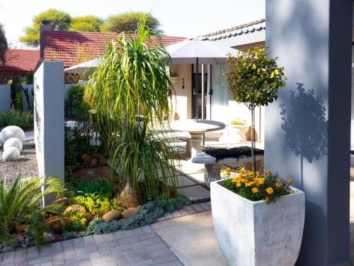 Relmies Place — 4-Star Luxury Hotel in Modimolle, South Africa