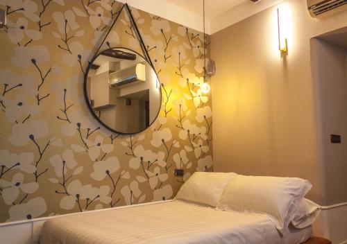 Relais Santa Chiara — 4-Star Luxury Hotel in Naples, Italy