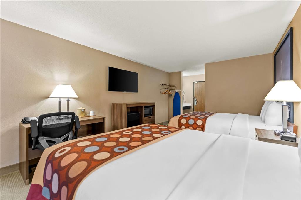 Super 8 by Wyndham Elgin - photo 19