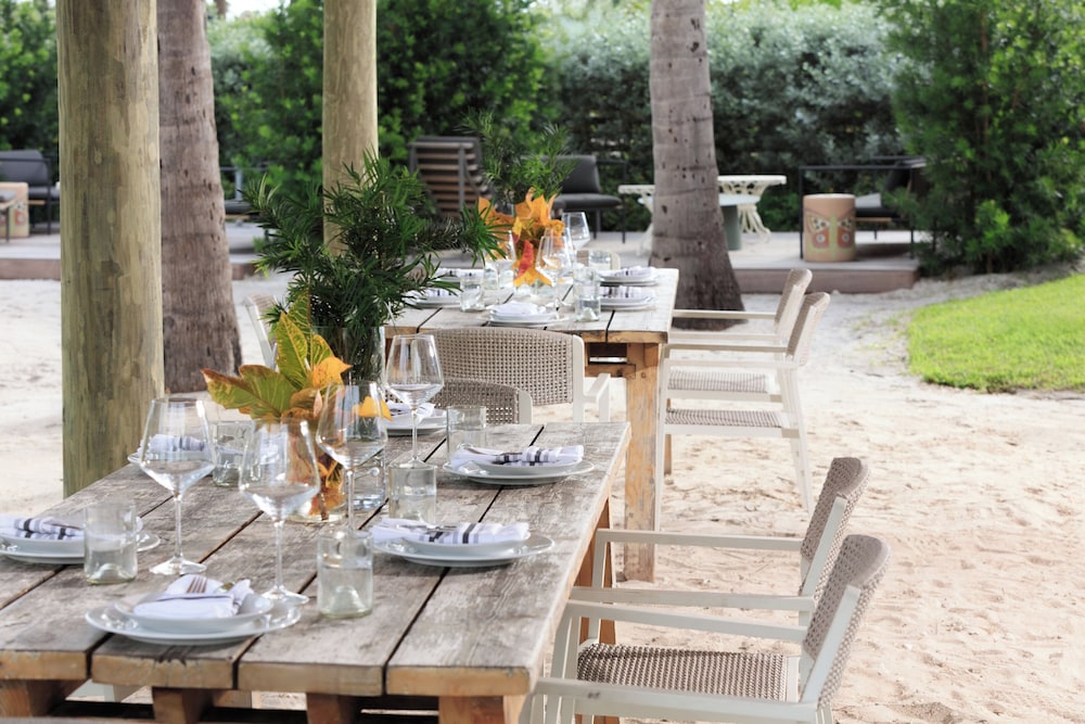 Kimpton Surfcomber Hotel by IHG - photo 106