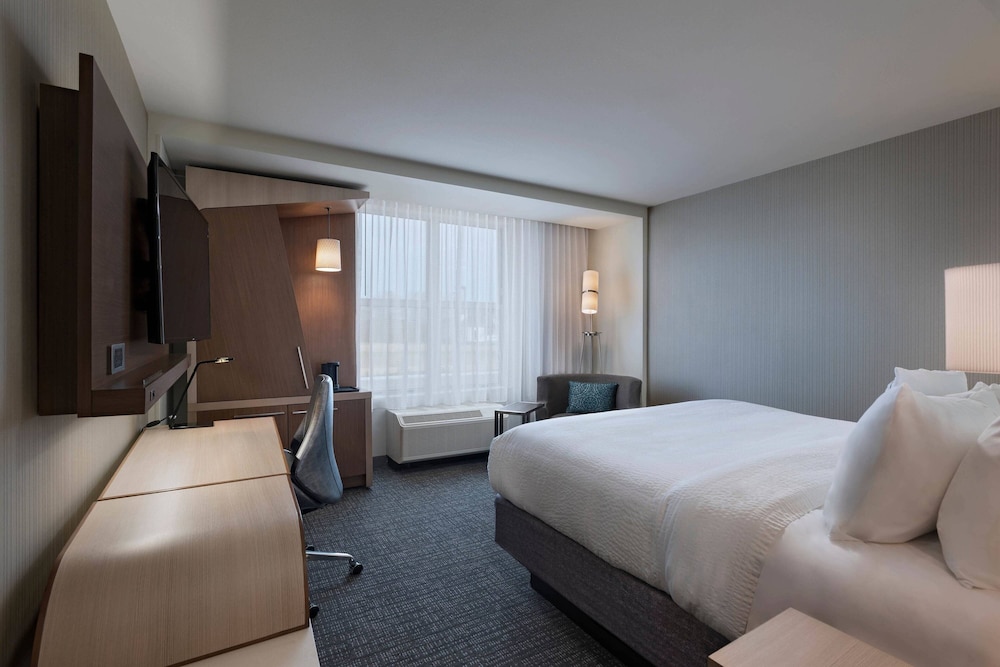Courtyard by Marriott Jackson Madison - photo 16