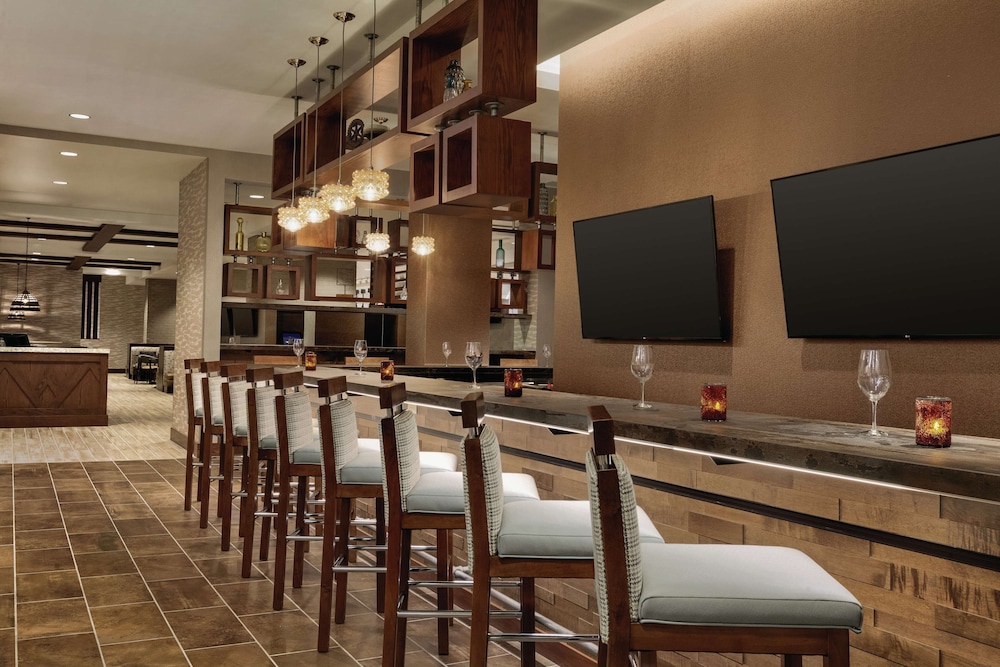 Embassy Suites Hilton South Jordan Salt Lake City - photo 2