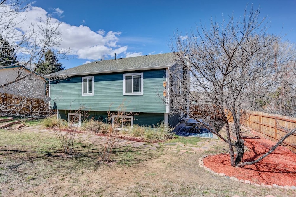 4BR Garden of the Gods Family Getaway - photo 47