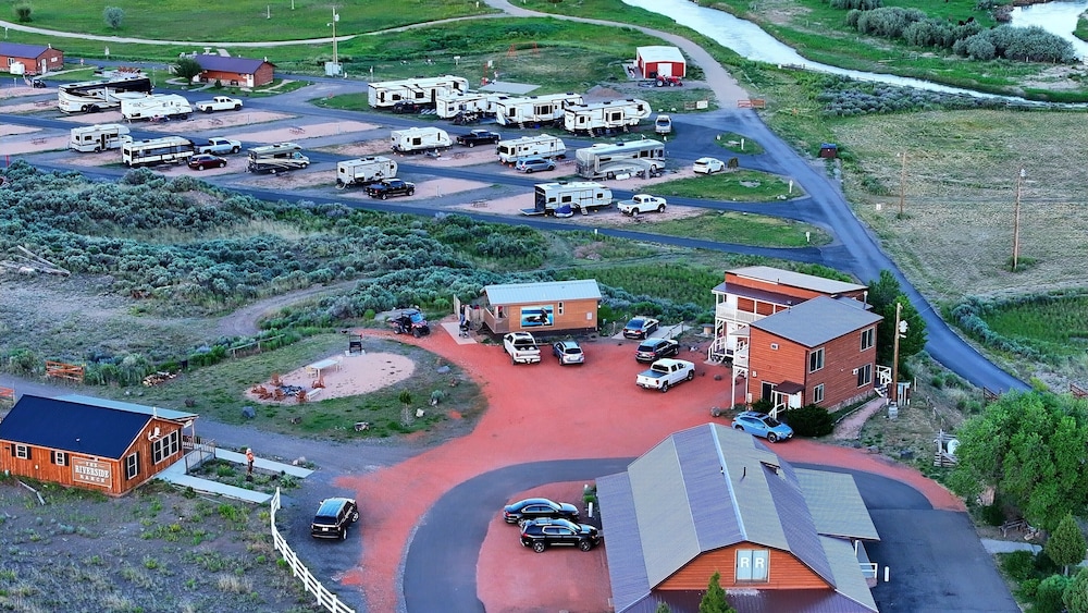 The Riverside Ranch RV Park Motel & Campground - photo 48