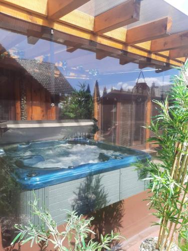 Zrubový dom Moon Nová Lesná in Nova Lesna, Slovakia