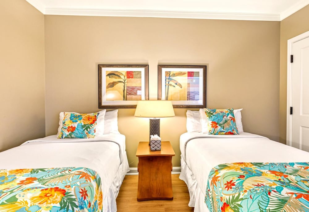 K B M Resorts Hkk 306 Chic 2bd Upgraded Steps Away From Resort Pools Beach and Spa - photo 6