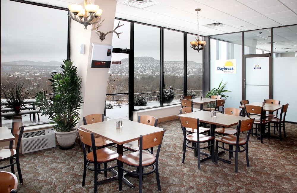 Days Inn & Suites by Wyndham Trinidad - photo 36