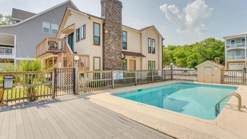 Perrin Place C 3rd Row Ocean Drive Section - last minute hotel in Myrtle Beach