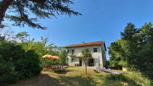 Casa Magica — 4-Star Luxury Hotel in Mombercelli, Italy