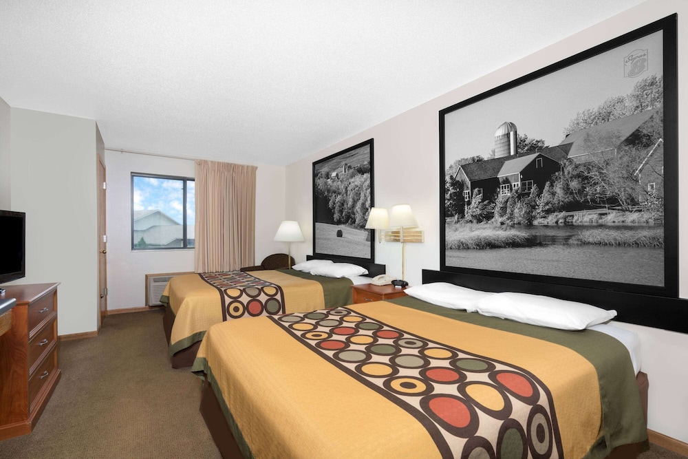 Super 8 by Wyndham Sparta - photo 18