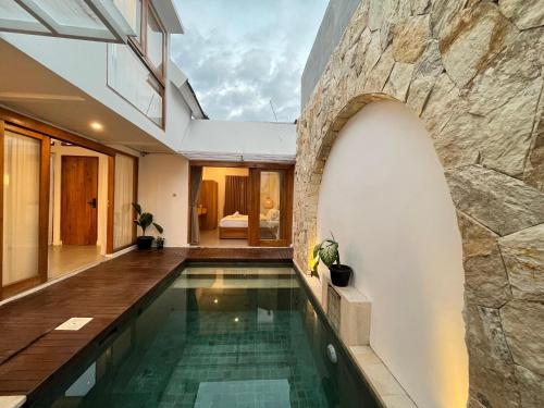 Della Rossa - carbon neutral hotel in Seminyak