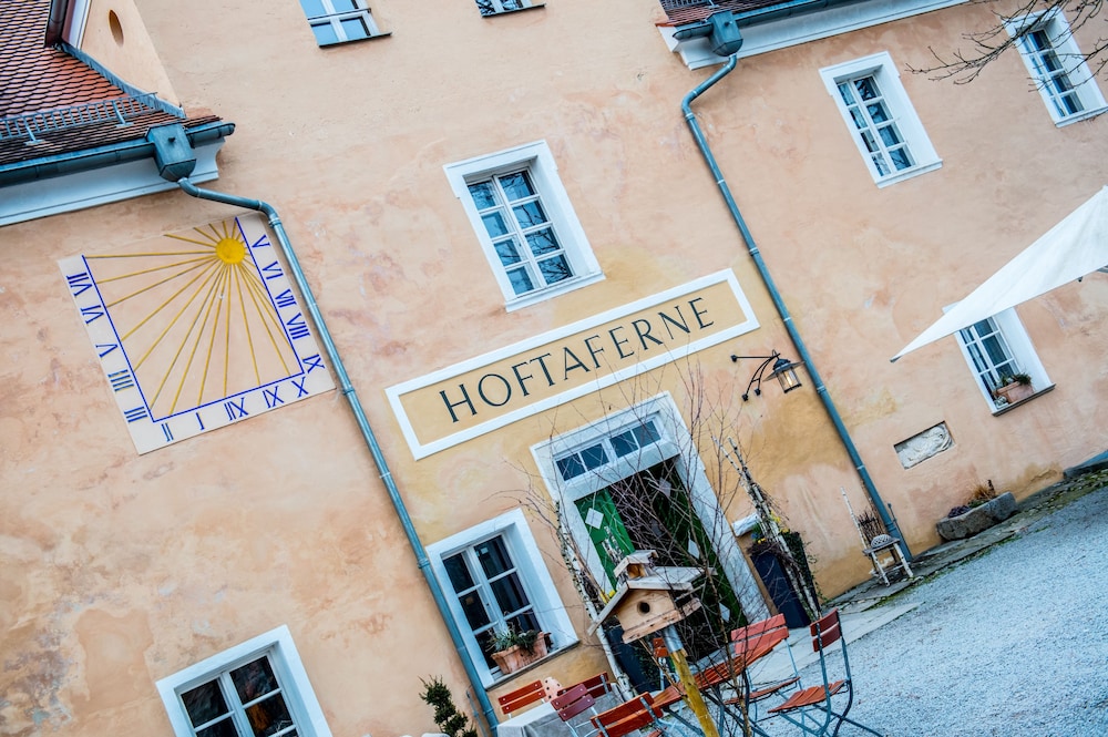 Hoftaferne Neuburg — hotel in Neuburg