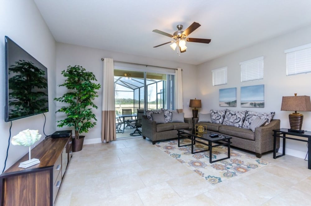 Solaterra Resort offers a wonderful experience in this 4 bedroom villa. - photo 19