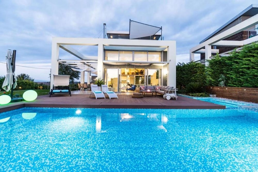 Island Villa Sani Sea View — 4-Star Luxury Hotel in Kassandreia, Greece