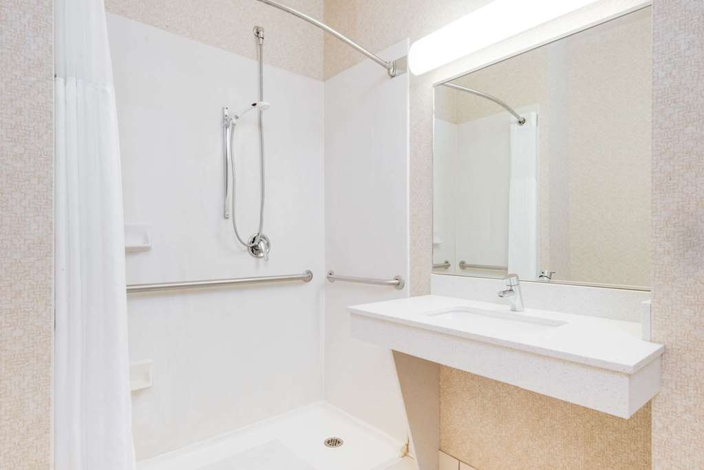 Wingate by Wyndham Gillette - photo 15