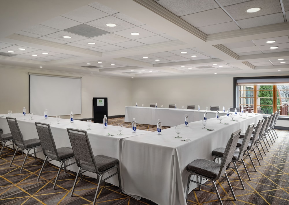 Holiday Inn Boston Dedham Hotel & Conference Center by IHG - photo 36