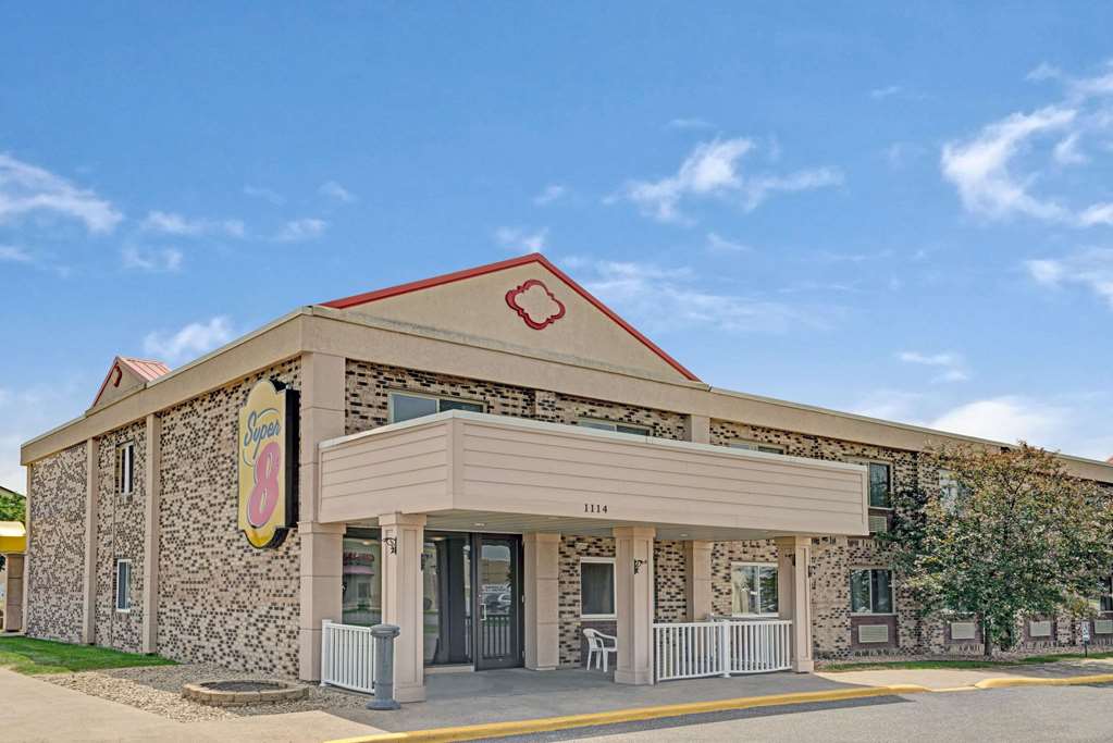Super 8 by Wyndham Monticello — hotel in Monticello