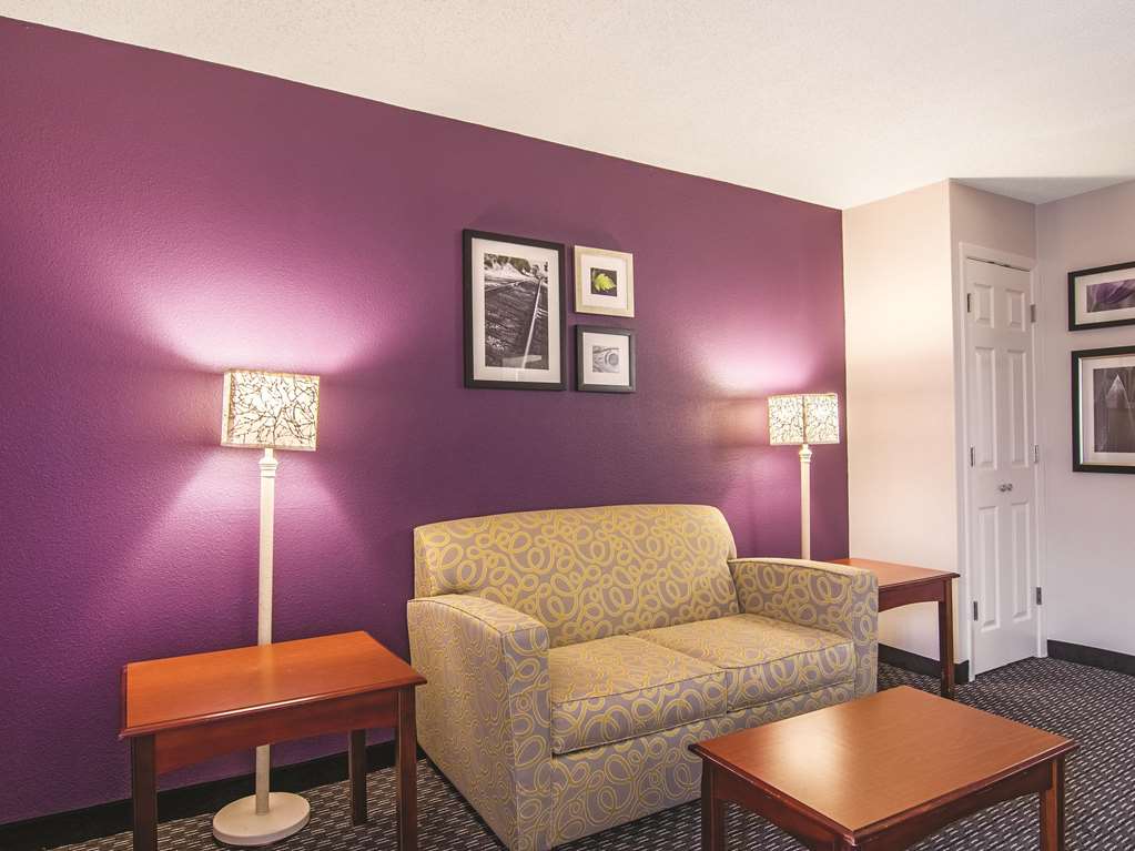 Wingate by Wyndham Brunswick GA I 95 - photo 22