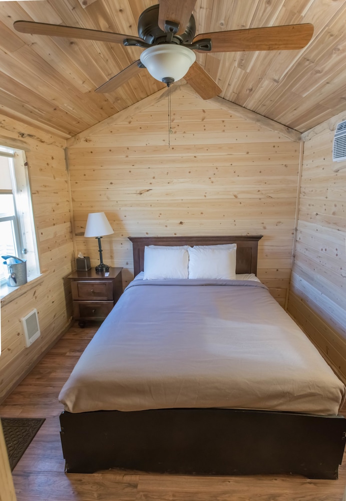 Panamint Springs Resort - photo 3