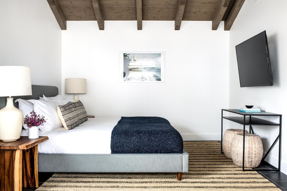 O'neill II by Avantstay Coastal Paradise Steps From Beach Newly Renovated - photo 4
