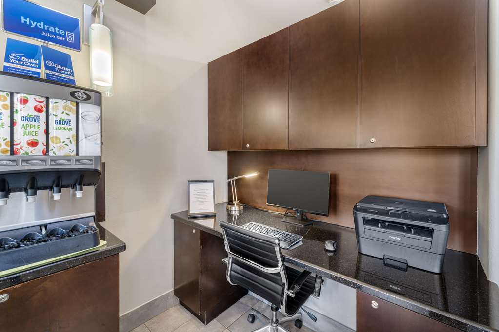 Best Western Oxnard Inn - photo 46