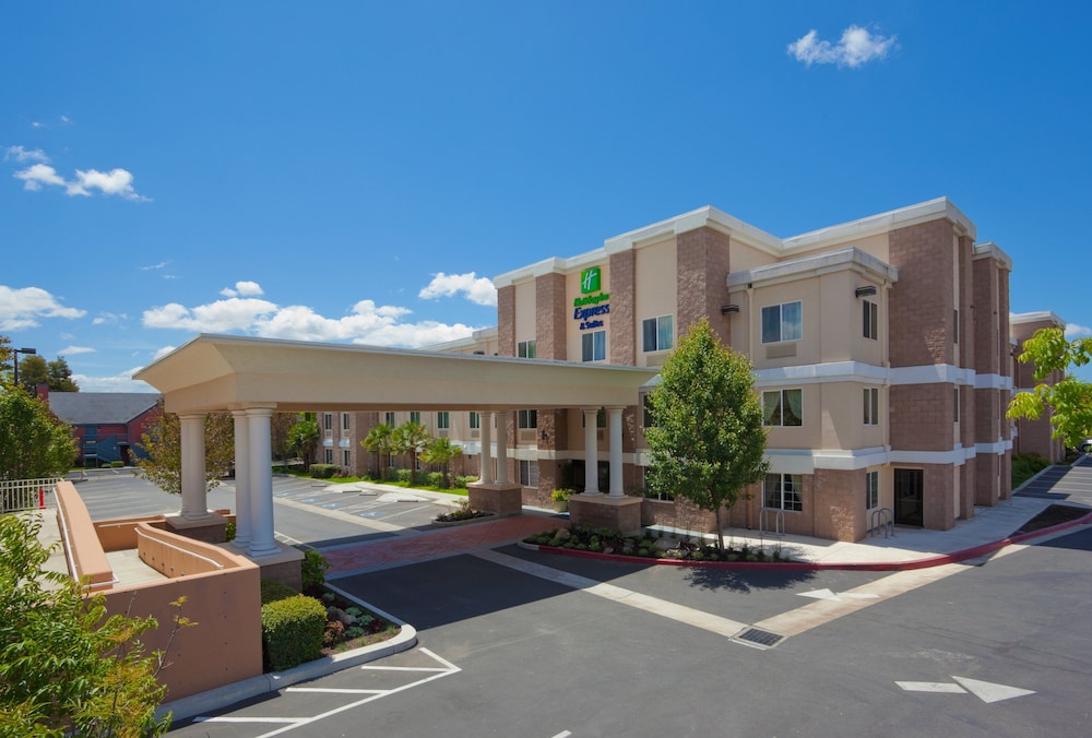 Holiday Inn Express Hotel & Suites Livermore an IHG Hotel - featured photo
