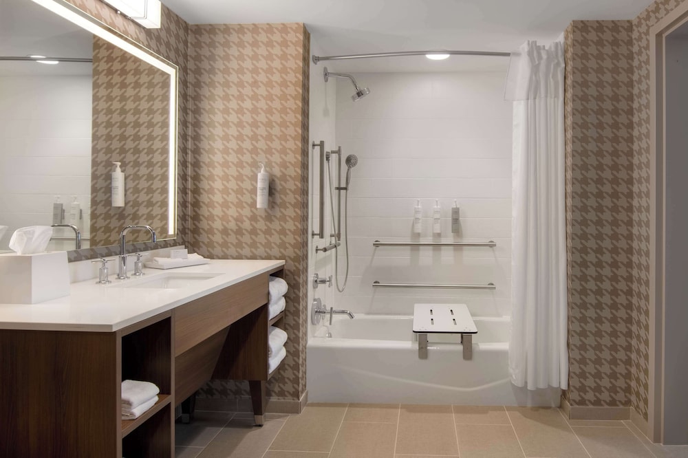 Home2 Suites by Hilton Jacksonville Downtown - photo 31