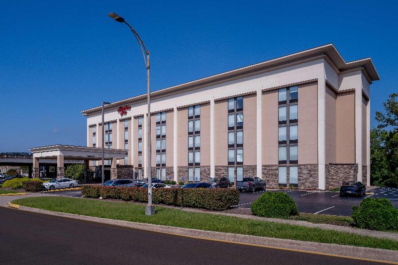 Hampton Inn Charleston Downtown — hotel in Charleston