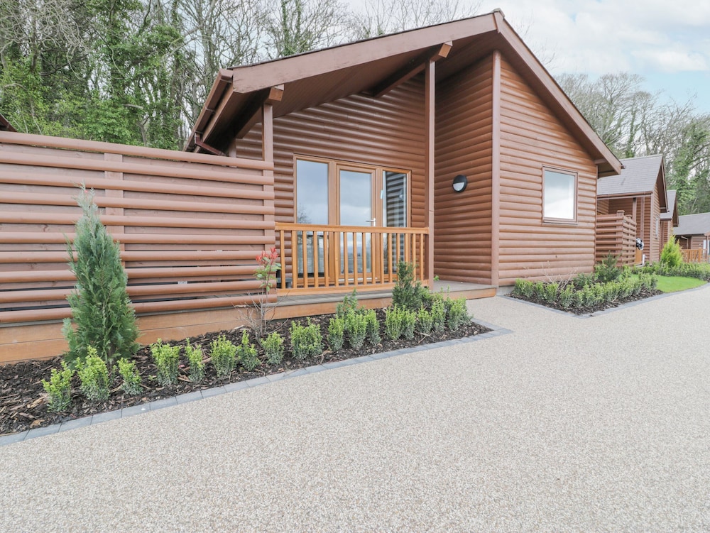 Luxury Lodge 53 — 4-Star Luxury Hotel in Rhyl, United Kingdom