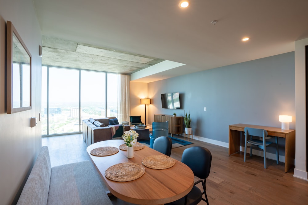 Austin Condo Hotel - photo 691