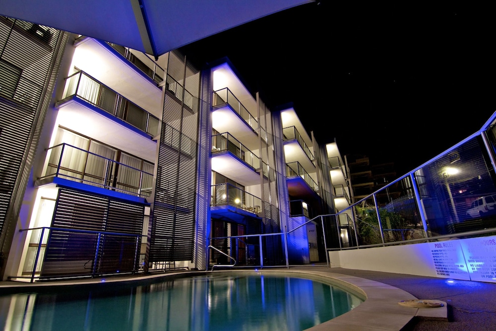 Merrima Court Holiday Apartments